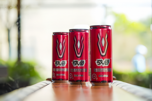 能量饮料有哪些？归家途中首选国产能量饮料战马(图1)